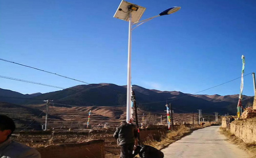 民丰智慧路灯安装必备设计要素:打造高效智能的城市照明系统 民丰智慧路灯安装必备设计要素:打造高效智能的城市照明系统