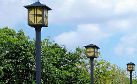 太阳能民丰庭院灯怎么选亮度与续航更耐用 太阳能民丰庭院灯怎么选亮度与续航更耐用