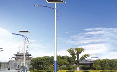 民丰民丰太阳能路灯价格差在哪？影响造价的4大核心因素揭秘